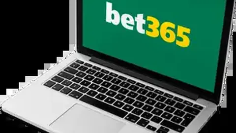 青海西宁站足球赛事圆满落幕，男女足团队同场竞技